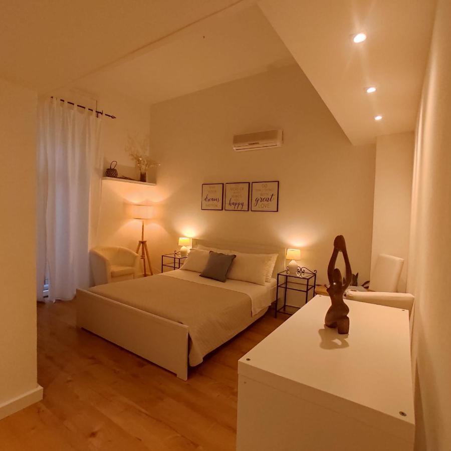 Living Cagliari Bed & Breakfast Bagian luar foto