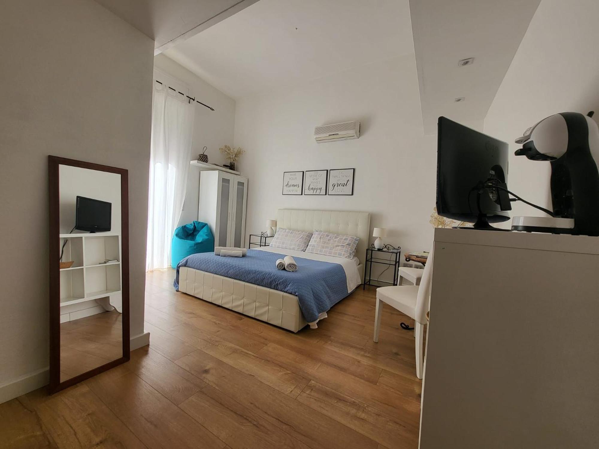 Living Cagliari Bed & Breakfast Bagian luar foto
