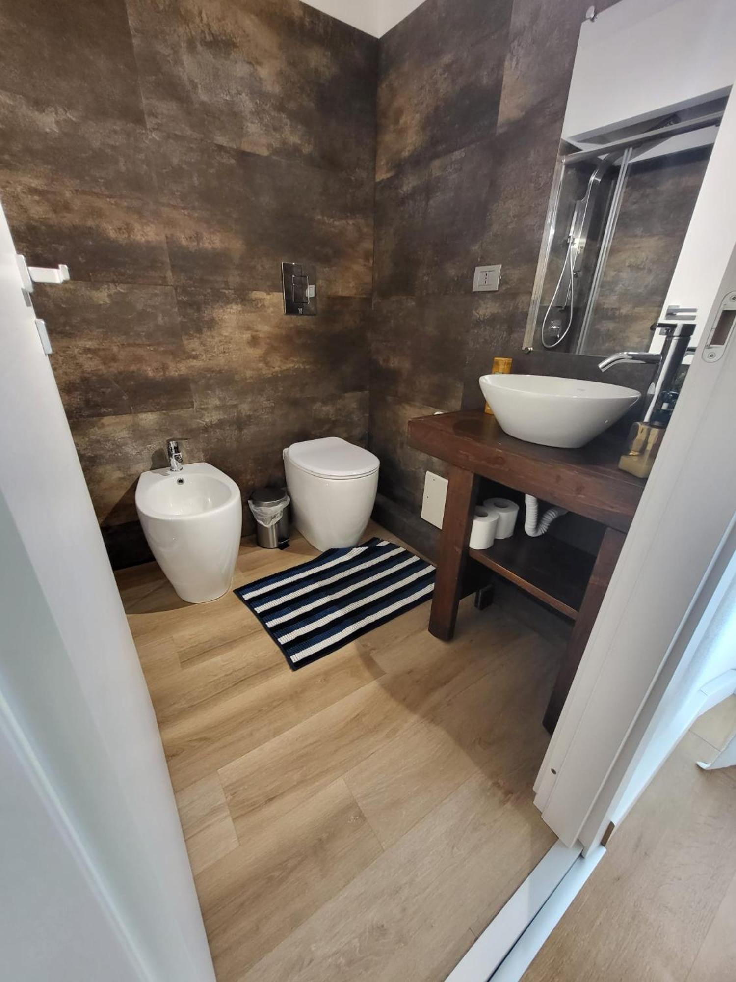 Living Cagliari Bed & Breakfast Bagian luar foto